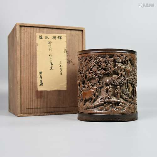 A CARVED BAMBOO FIGURES BRUSH POT