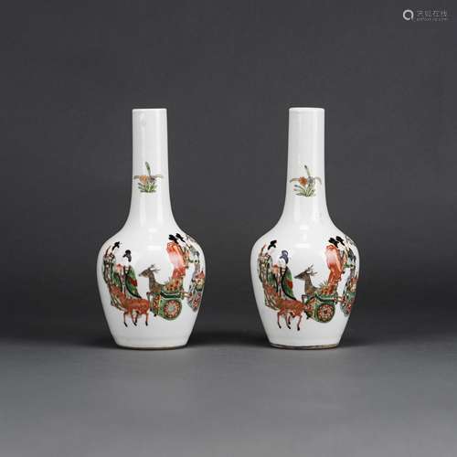 A PAIR OF CHINESE 'FIGURAL' VASES