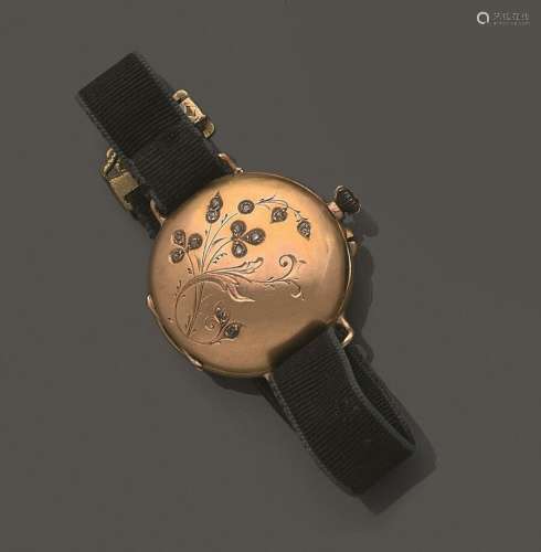 Bracelet montre de dame, la montre de forme ronde en or jaun...