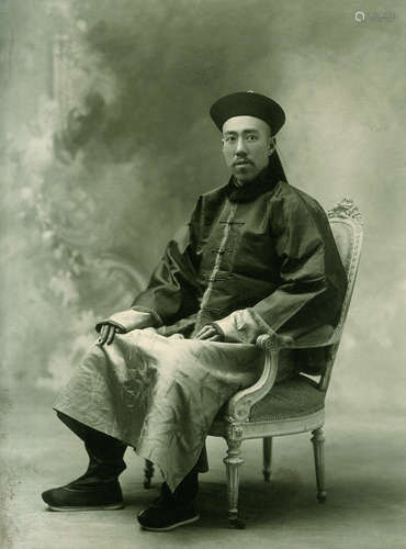 尤金·皮鲁 1900s 孙宝琦坐像 银盐纸基/Gelatin Silver Print