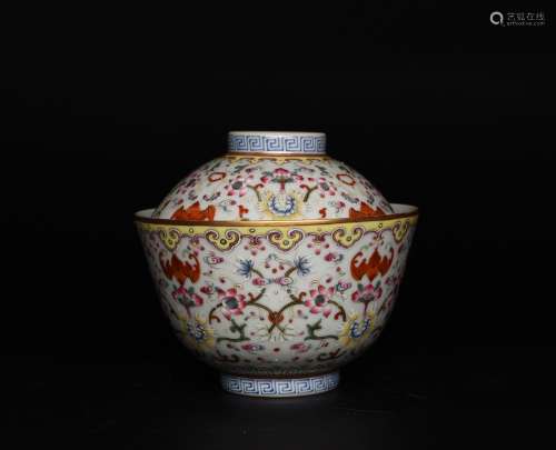 A Famille Rose Interlocking Flowers Bowl And Cover