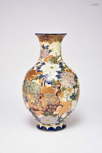 A large Japanese Satsuma vase, Taisho period