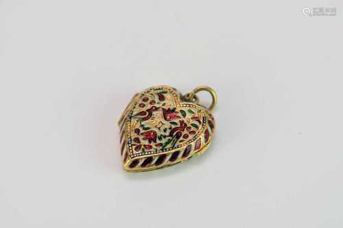 A Mughal enamelled yellow metal heart pendant