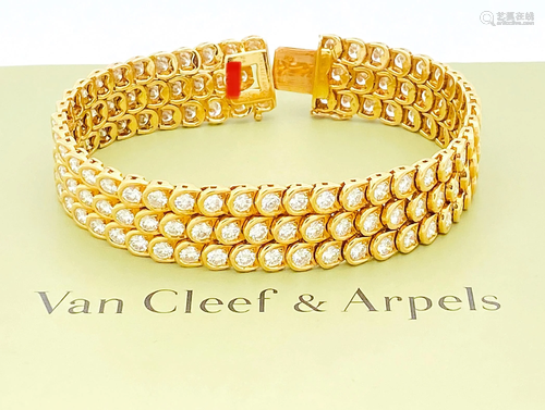 VAN CLEEF & ARPELS 18K GOLD 21TCW DIAMOND BRACELET