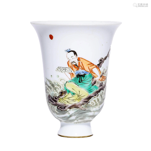 Chinese Porcelain Wucai Figure Cup