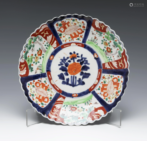 Imari style plate. Japan, middle of the 20th century.