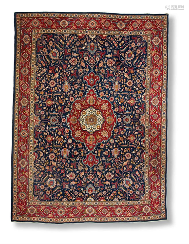 A KHVOY TABRIZ RUG, NORTH WEST PERSIA, CIRCA 1930