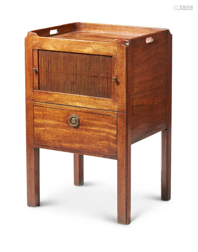 A GEORGE III MAHOGANY BEDSIDE COMMODE, LATE 18TH