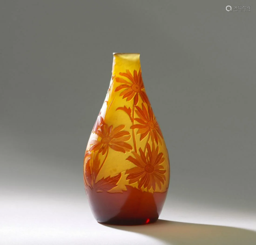 GALLÃ‰ Ovoid vase in double glass, arnica and leaves in