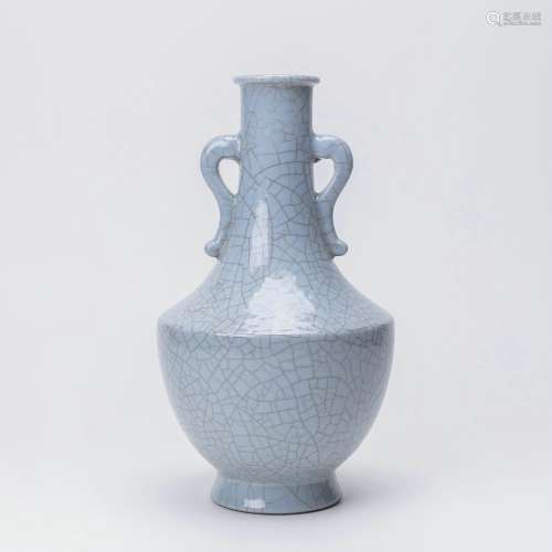 chinese ge-type glazed porcelain vase