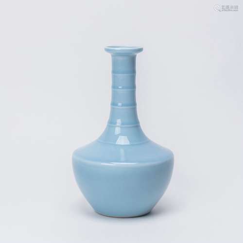 chinese blue glazed porcelain spiral vase