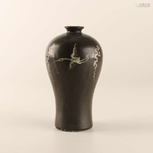 黑釉花瓶