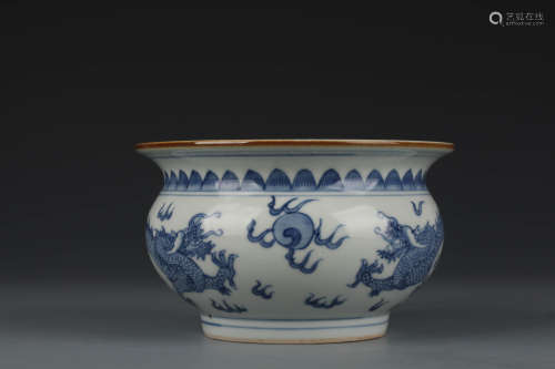 A Blue And White Dragon Playing Zhadou Vessel