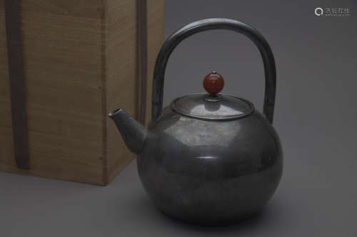 A Japanese Silver Teapot With A Agate Finial