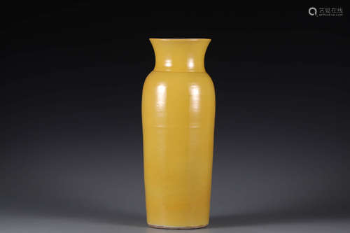 A Yellow Glaze Elephant-Leg-Form Vase