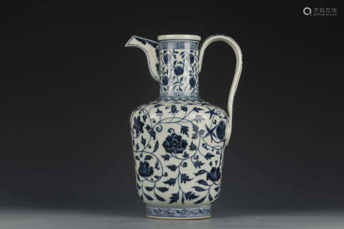 A Blue And White Interlocking Flowers Ewer