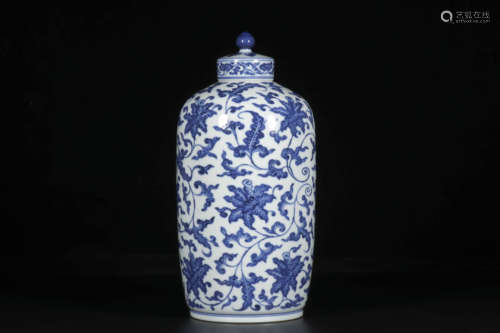 A Blue And White Interlocking Lotus Jar And Cover