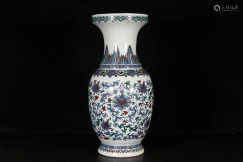 A Doucai Interlocking Lotus Dish-Top Vase