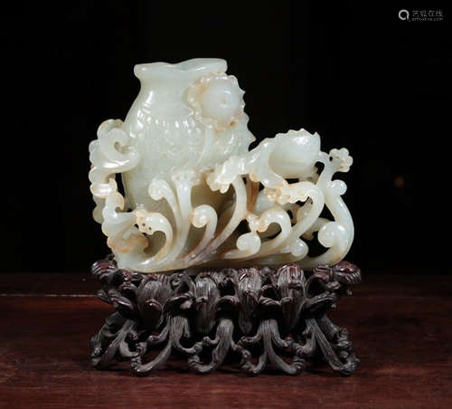 HETIAN WHITE JADE CARVED FISH SHAPE FLOWER VASE