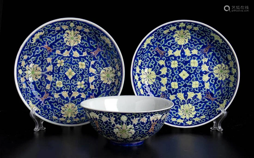 TWO PORCELAIN SAUCERS AND A BOWL China, Guangxu mark