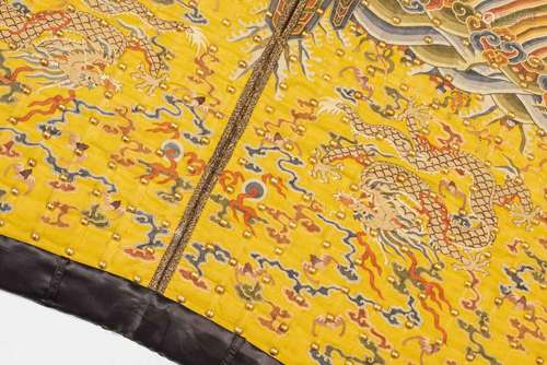 QING DYNASTY GILT BRONZE SILK PARADE ARMOR ROBE