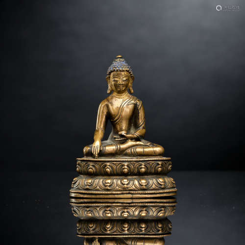 Bronze des Buddha Shakyamuni auf einem Lotos
