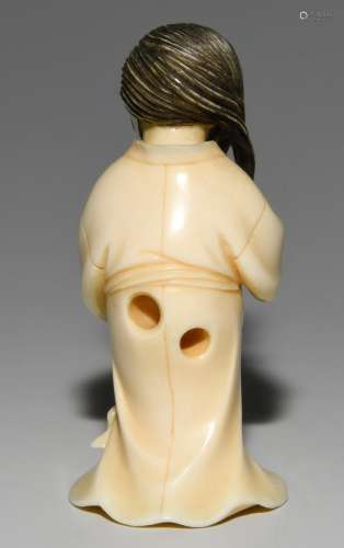 NETSUKE