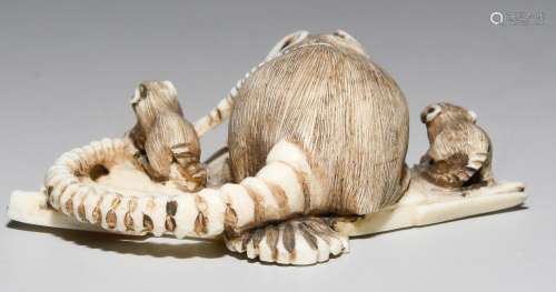 NETSUKE