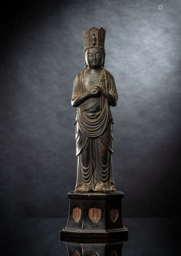 Seltene Bronzefigur des Kannon Bosatsu im Zenkôji-Stil