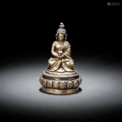 Figur des Buddha Shakyamuni aus einer Silberlegierung