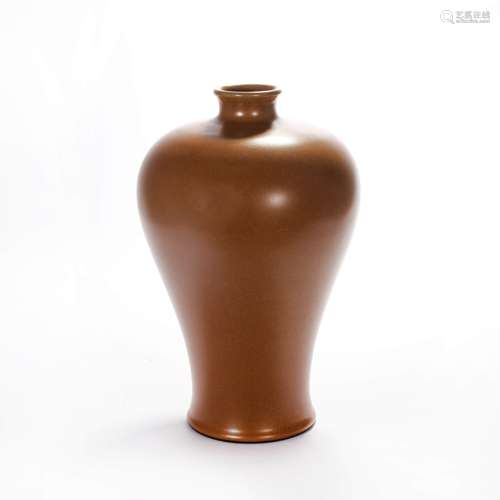 An Eel-Skin-Glazed Meiping Vase