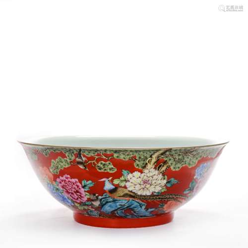 An Enameled Floral Porcelain Bowl
