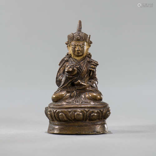 Bronze des Padmasambhava auf einem Lotos