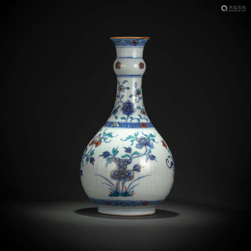 'Doucai'-Flaschenvase aus Porzellan mit Blütendekor