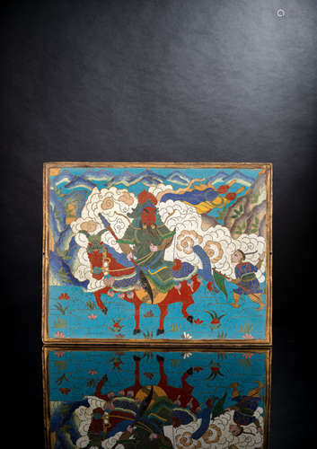 Rechteckige Cloisonné-Tafel mit Guan Yu vor Wolken auf seine...