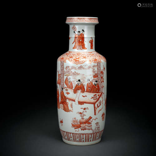 Rouleau-Vase aus Porzellan  mit Romanszene in Eisenrot