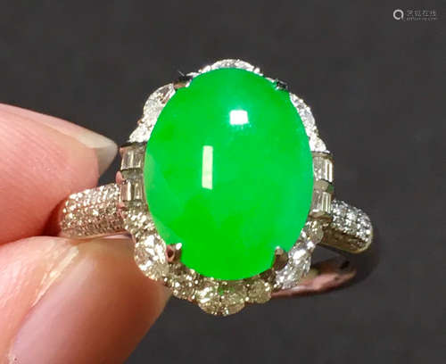 ICY JADEITE&DIAMOND RING