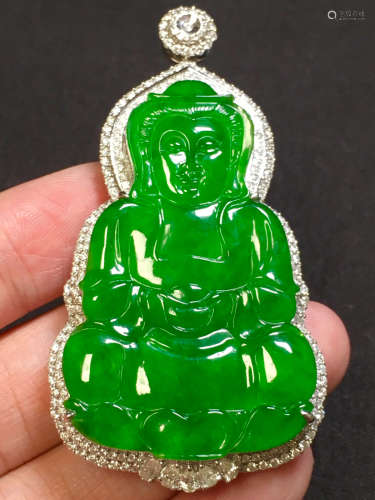 ICY JADEITE PENDANT CARVED WITH GUANYIN BUDDHA