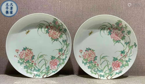 DAQINGYONGZHENGNIANZHI MARK FAMILLE ROSE GLAZE PLATE PAIR