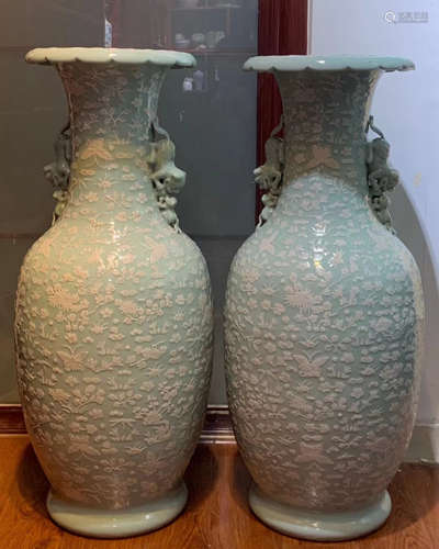 PAIR OF BLUE GLAZE VASE WITH FLOWER&BUTTERFLY PATTERN