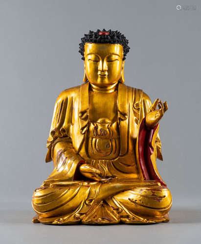 Lackvergoldete Holzfigur des Buddha Shakyamuni