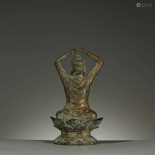 LIAO DYNASTY,AN EXTREMELY RARE GILT-BRONZE BUDDHA STATUE