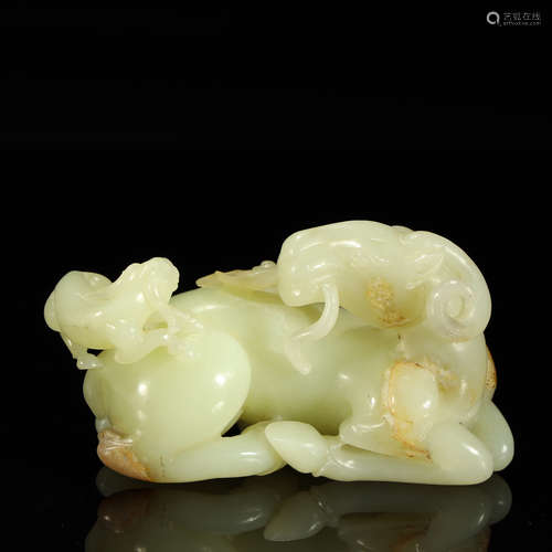 QING DYNASTY,HETIAN JADE CARVED SHEEP ORNAMENT