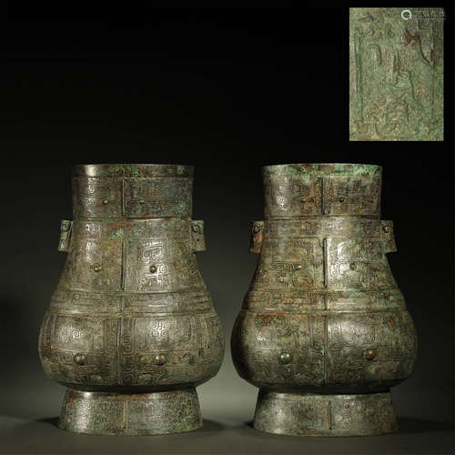 A PAIR OF FINE AND RARE BRONZE WINE VESSELS,WARRING STATES P...