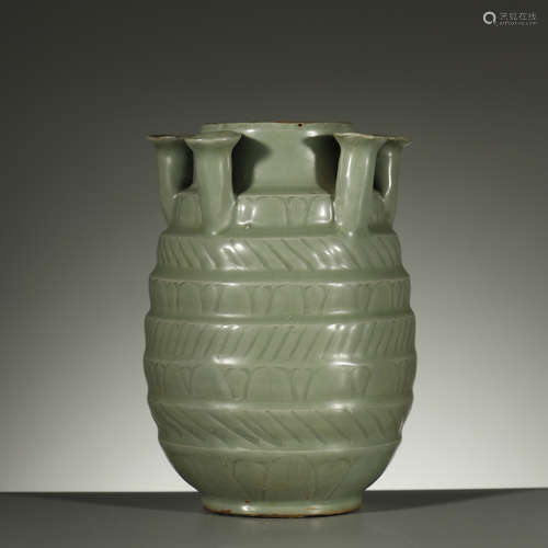 SONG DYNASTY,A RARE CELADON CARVED VASE