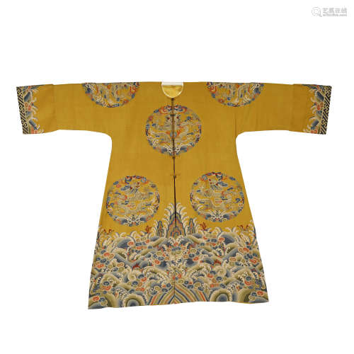 QING DYNASTY,A FINE AND RARE YELLOW GROUND EMBROIDERY DRAGON...