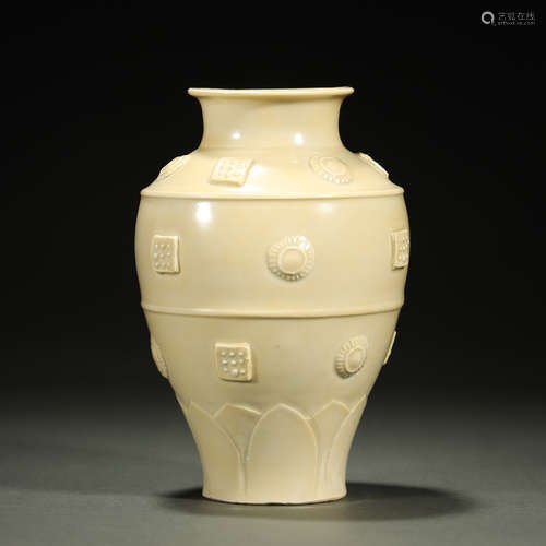 SONG DYNASTY,A FINE DING-TYPE CARVED VASE