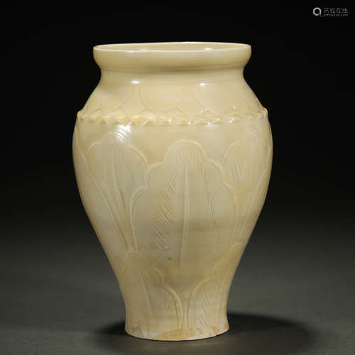 SONG DYNASTY,A FINE DING-TYPE CARVED VASE