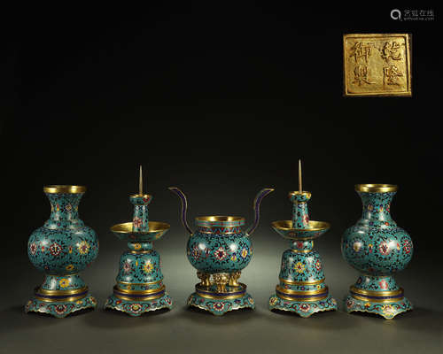 QING DYNASTY,A SET OF GILT-BRONZE CLOISONNE ENAMEL CENSER AN...