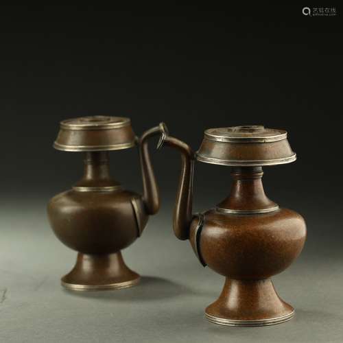 QING DYNASTY,A PAIR OF BRONZE POT